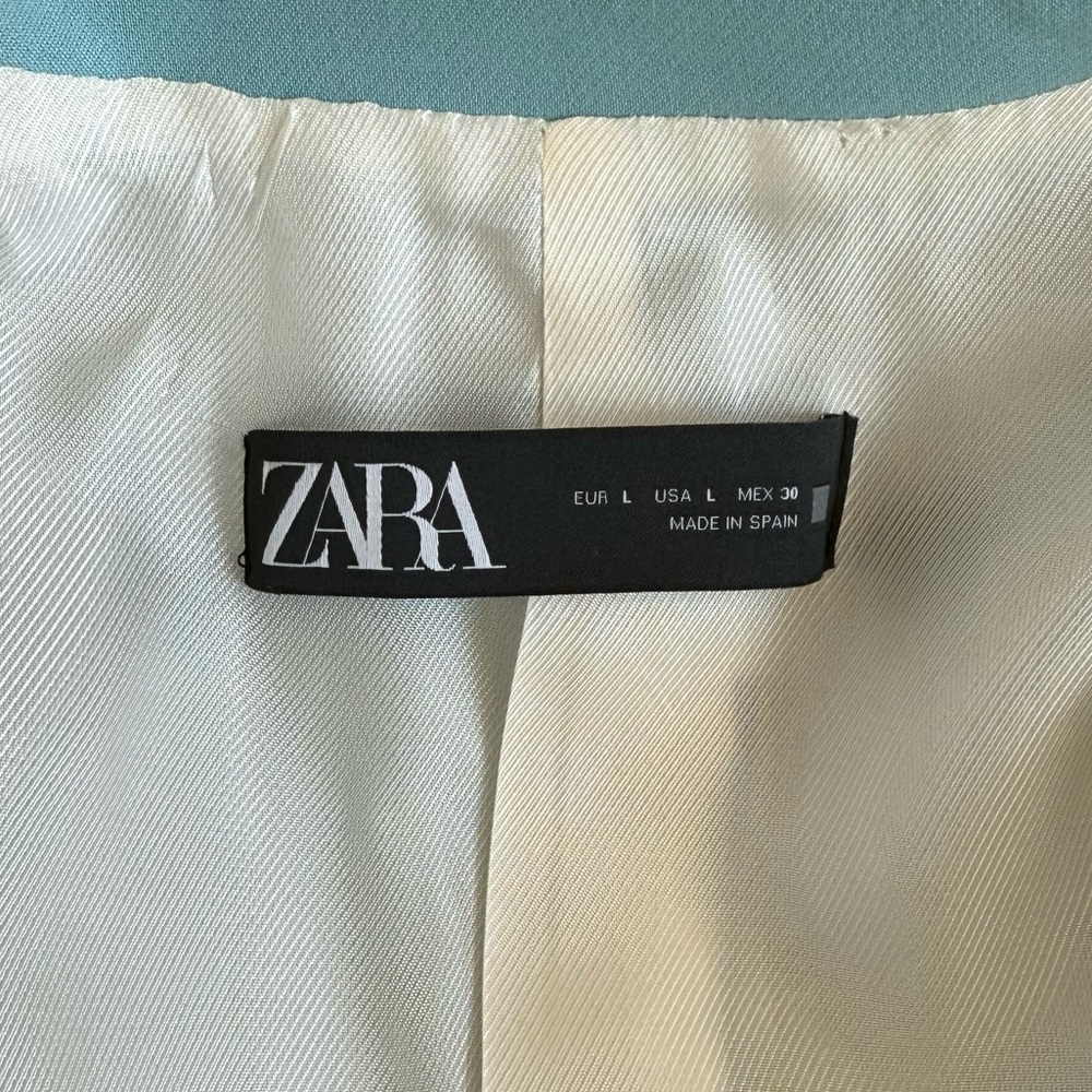 ZARA Hourglass Blazer. Brand New with tag. Large. - Picture 6 of 10